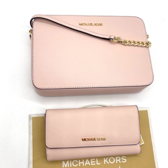 Michael Kors Large EW Chain Crossbody Bag & Trifold Wallet - Picture 2 of 9